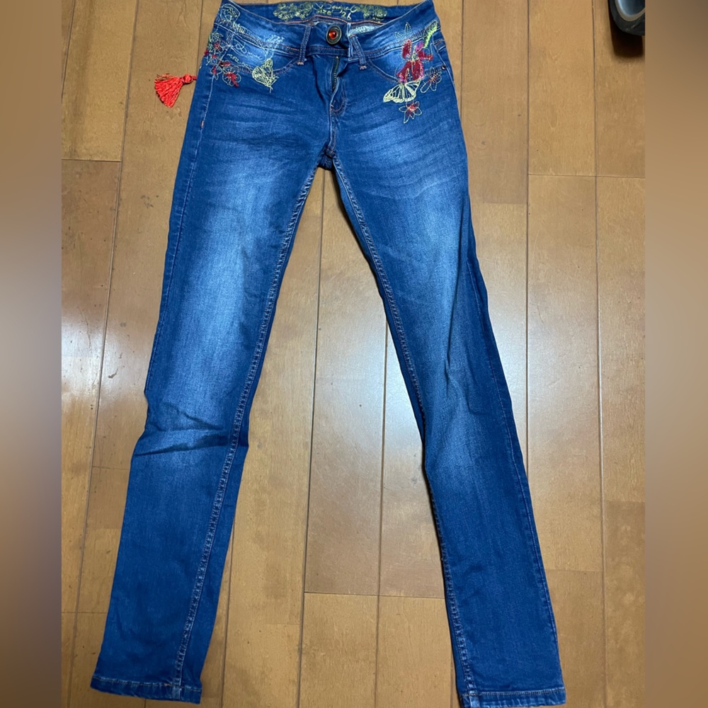 desigual jeans